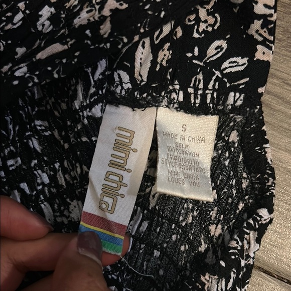 Mimi Chica Sleeveless Black Floral Dress size S - Picture 2 of 8